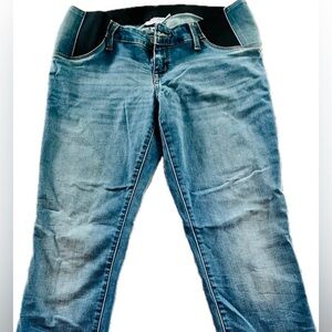Isabel maternity medium wash jeans size 8